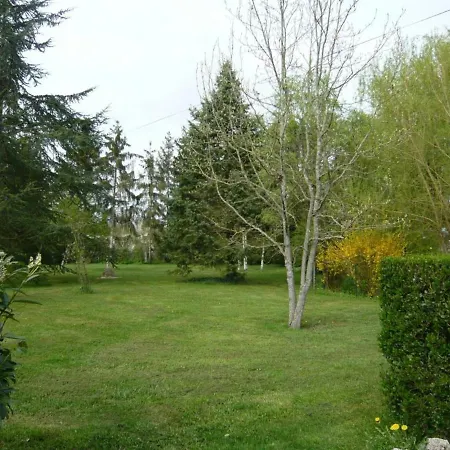Maison Spacieuse Avec Jardin Clos, Piscine Privative Et Sauna, Proche Centre De Saint-pourcain - Fr-1-489-60 Holiday home *