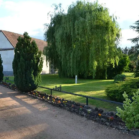 Grande Maison A Saint-pourcain Avec Piscine, Sauna Et Wifi - Fr-1-489-60 * Saint-Pourçain-sur-Sioule