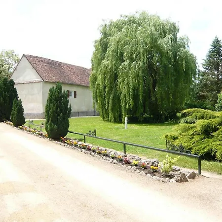 Grande Maison A Saint-pourcain Avec Piscine, Sauna Et Wifi - Fr-1-489-60 * Saint-Pourçain-sur-Sioule