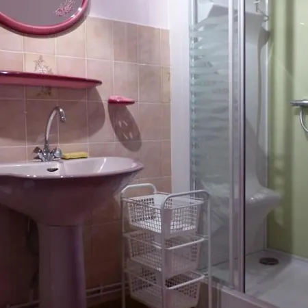 Hétvégi ház Grande Maison A Saint-pourcain Avec Piscine, Sauna Et Wifi - Fr-1-489-60