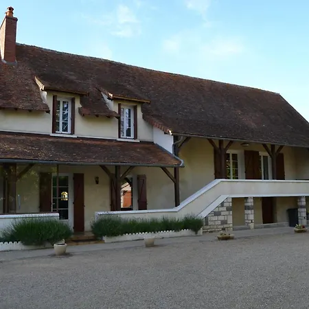 Hétvégi ház Grande Maison A Saint-pourcain Avec Piscine, Sauna Et Wifi - Fr-1-489-60 *