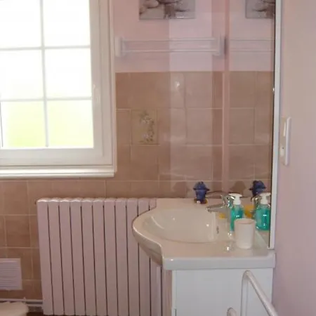 Grande Maison A Saint-pourcain Avec Piscine, Sauna Et Wifi - Fr-1-489-60 *