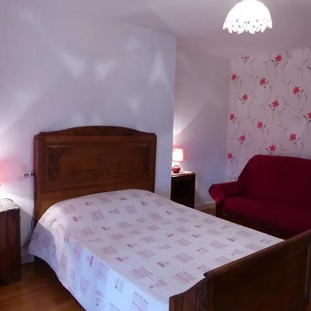 Grande Maison A Saint-pourcain Avec Piscine, Sauna Et Wifi - Fr-1-489-60 Ferienhaus *