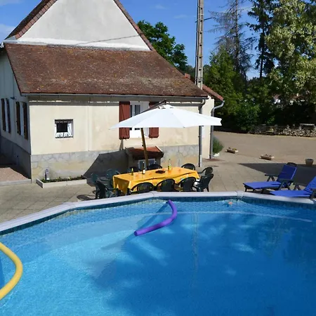 Hétvégi ház Grande Maison A Saint-pourcain Avec Piscine, Sauna Et Wifi - Fr-1-489-60 *