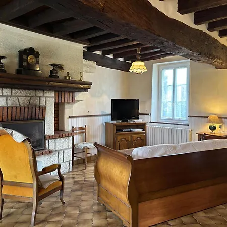 Grande Maison A Saint-pourcain Avec Piscine, Sauna Et Wifi - Fr-1-489-60 Hétvégi ház